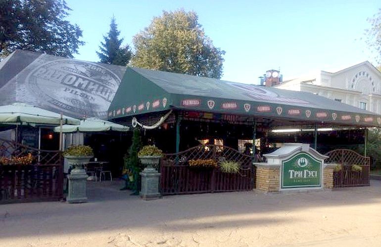 Житомирское кафе «Три гуся» переместят с Киевской на Лятошинского