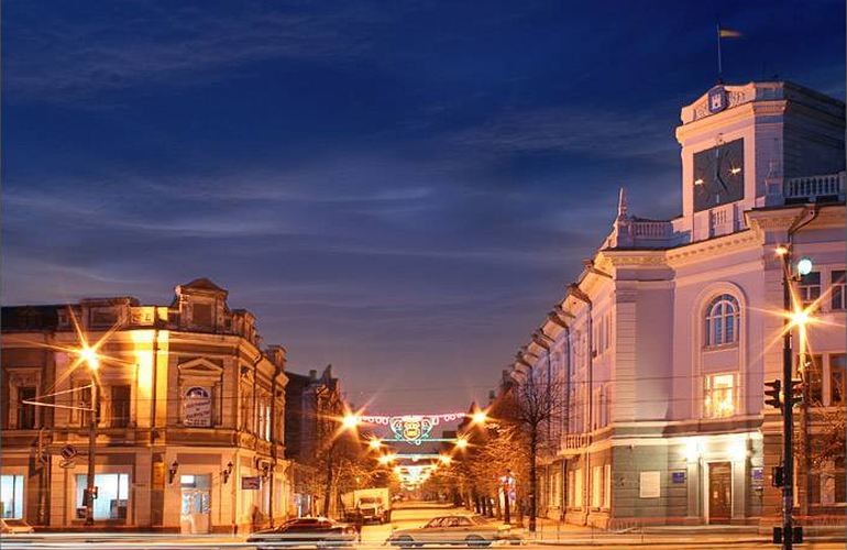 На принципиально новое освещение улицы Михайловской в Житомире потратят ещё 500 000 гривен
