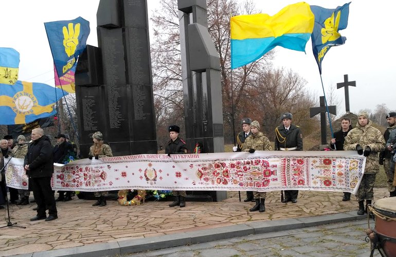 В селе Базар на Житомирщине почтили память погибших солдат армии УНР. ФОТО