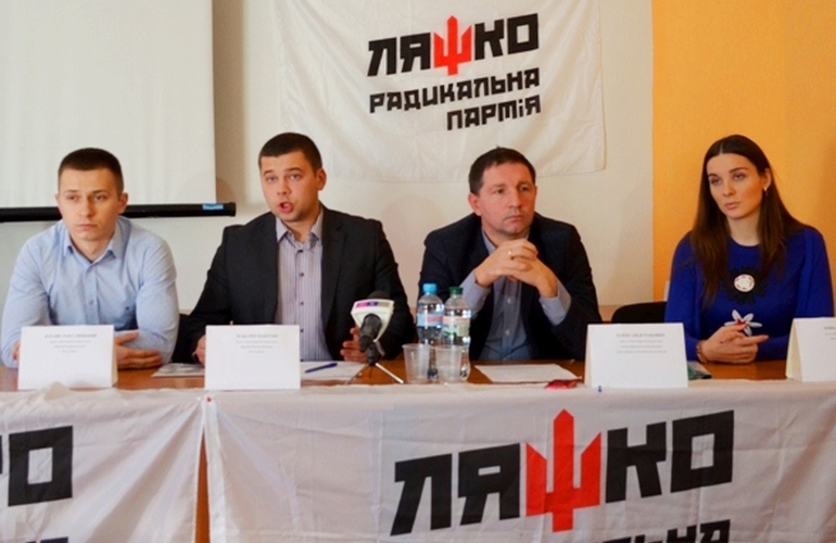 Депутаты Житомирского горсовета от Радикальной партии рассказали о своем видении бюджета развития 2017