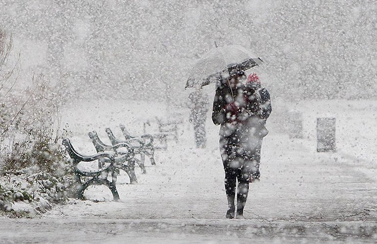 Будьте осторожны! Завтра в Житомирской области ожидаются сильные снегопады, метели и гололедица