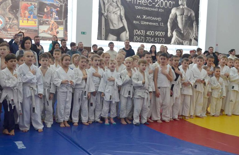 Более 500 маленьких спортсменов приняли участие в чемпионате Житомира по дзюдо и самбо. ФОТО