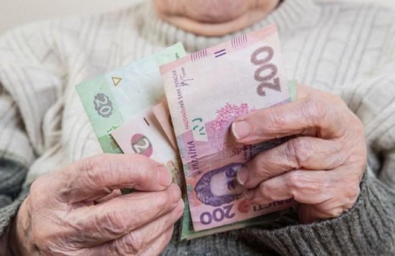 В Житомирской области пенсионерам начали выплачивать деньги за январь 2017 года