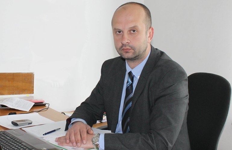 Новый глава с испытательным сроком: управлять Олевским районом будет юрист из Киева