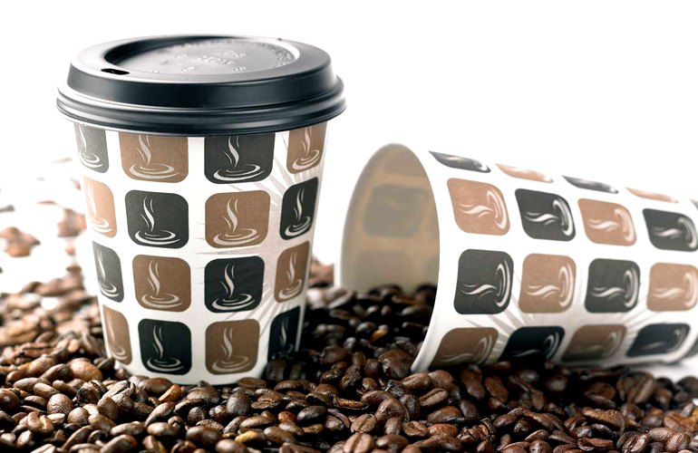 Сколько стоит выпить стаканчик кофе в центре Житомира. ФОТО
