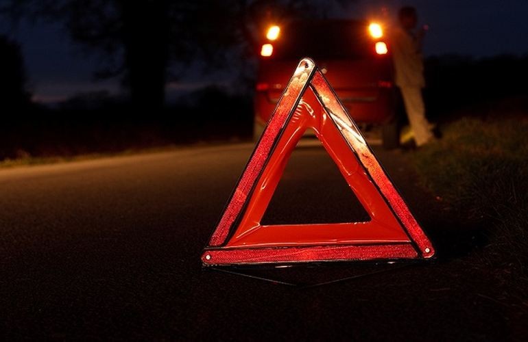 ДТП под Житомиром: Volkswagen насмерть сбил девушку, которая внезапно вышла на дорогу