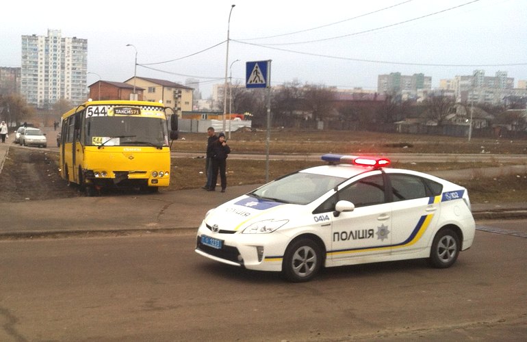 Житомирская полиция задержала мужчину, подозреваемого в угоне автобуса, изнасиловании и кражах. ВИДЕО