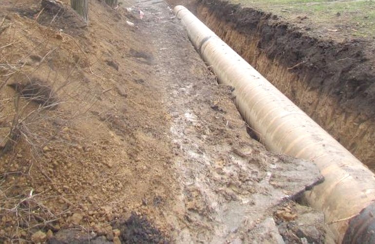 Не пройти, не проехать: строительство канализации украло у житомирян дорогу домой