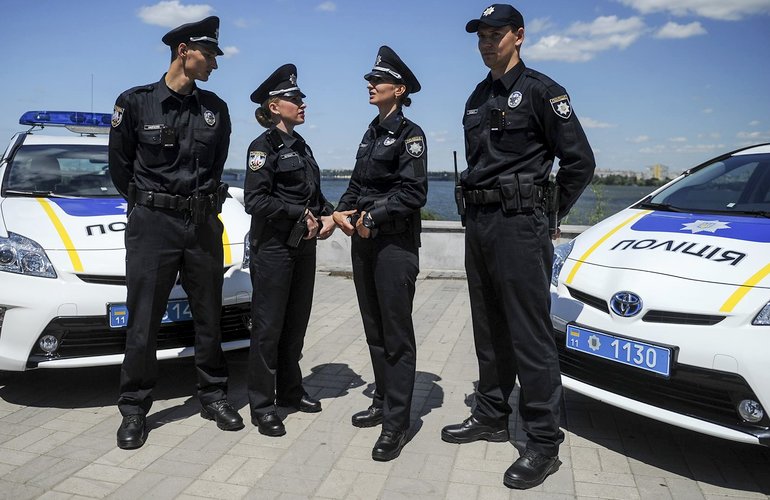 Житомирская полиция приглашает на работу: зарплата от 5700 гривен