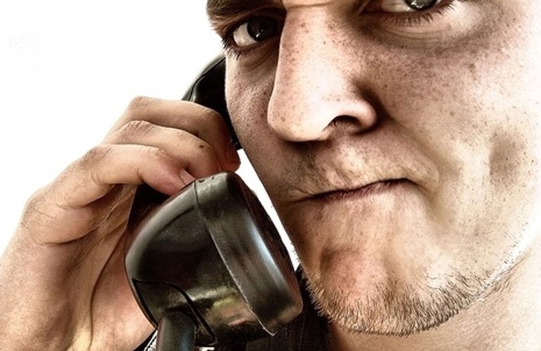На Житомирщине орудуют телефонные аферисты – от имени председателя ОГА собирают деньги на АТО
