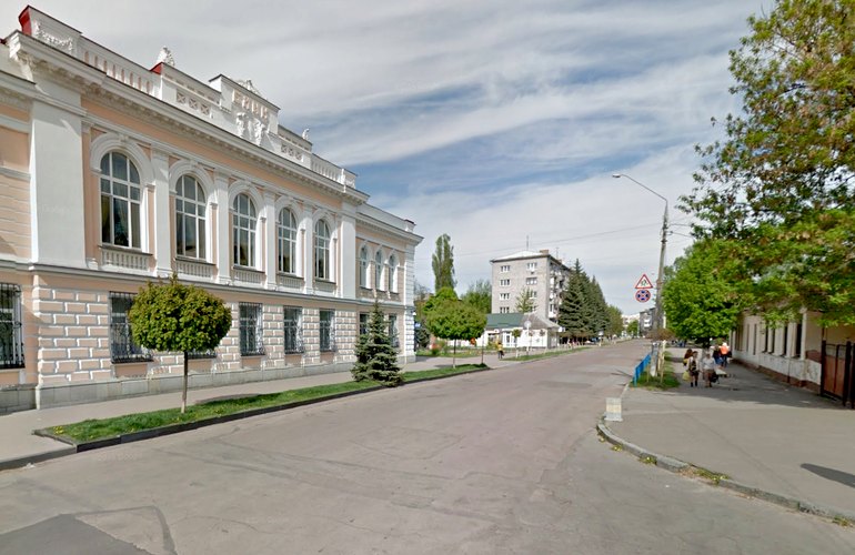 Сухомлин не оставляет надежду сделать пешеходной улицу Лятошинского в Житомире