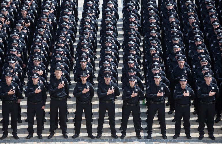 Полиция объявила в Житомире набор свыше 150 патрульных, зарплата от 8 тысяч