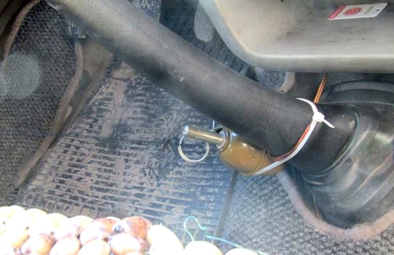 Житель Бердичева, обнаруживший в своём авто «растяжку», сам её и установил – полиция