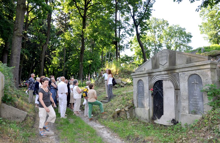 Польское кладбище в Житомире превратят в музей-заповедник для туристов. ФОТО