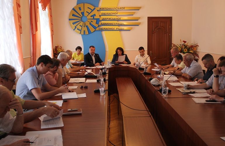 Депутати Житомирської облради готують проект рішення про недопущення передачі у концесію держлісгоспів