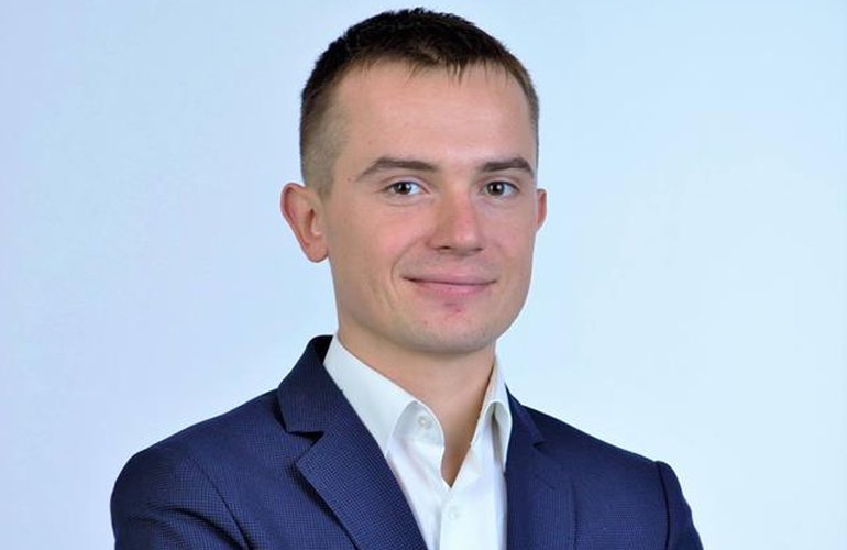 Директору КП «Житомиртранспорт» Ивану Фурлету подняли зарплату до 13500 гривен