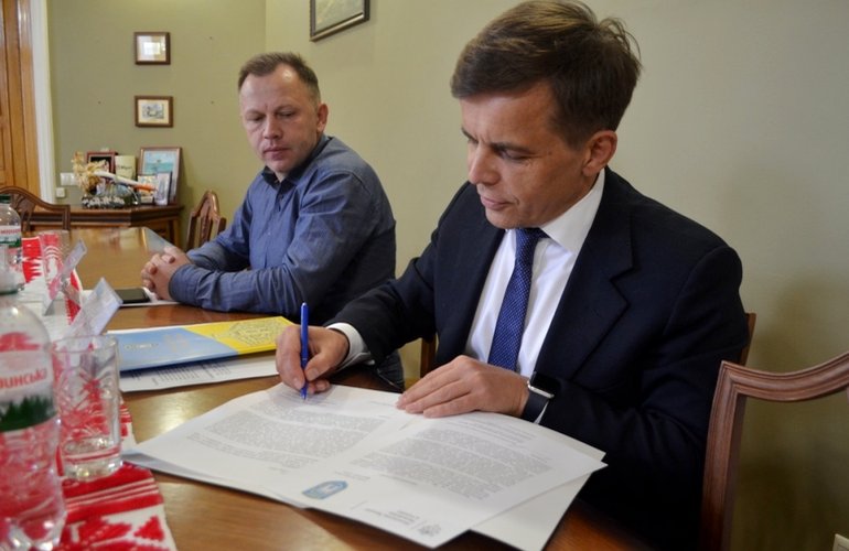Житомир планирует установить побратимские отношения с одним из чешских городов