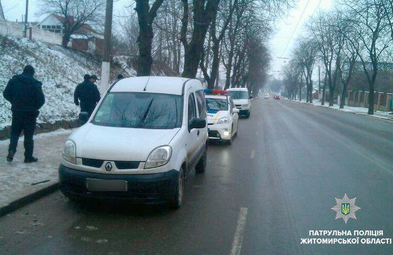 Полиция задержала в Житомире мужчин, которые устроили стрельбу возле АЗС. ФОТО