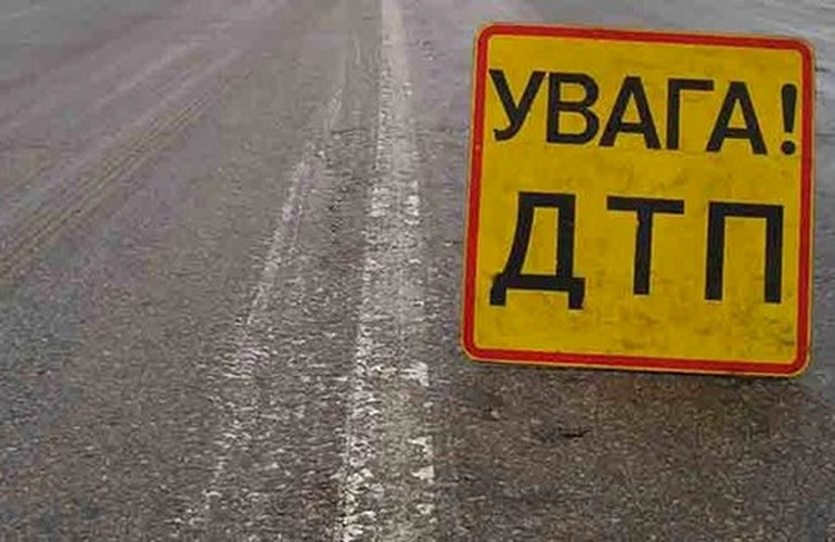 ДТП на трассе Житомир - Чуднов: погиб мужчина, семь человек, среди которых трое детей, госпитализированы