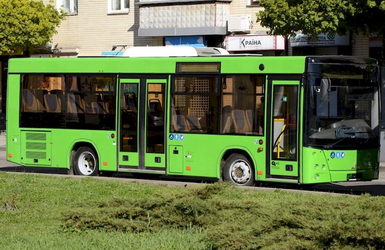 Стало известно, на каких маршрутах в Житомире будут работать новые коммунальные автобусы