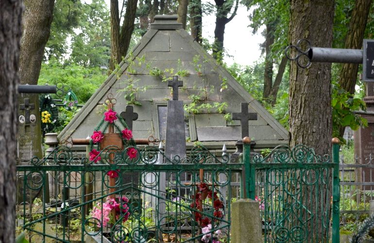 «Не хуже, чем Лычаковское»: в Житомире хотят реставрировать Польское кладбище