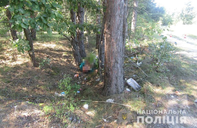 В Житомире пенсионер убил знакомого и вывез тело в лес на кладбище. ФОТО