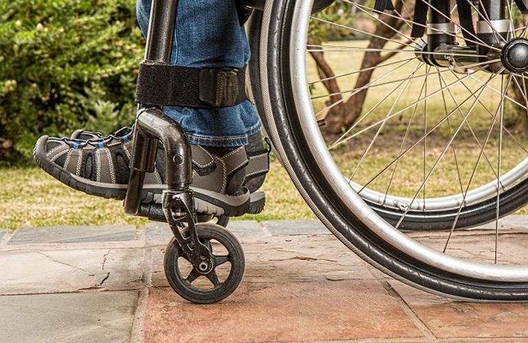 Улицы и учреждения Житомира хотят сделать доступнее для людей с инвалидностью