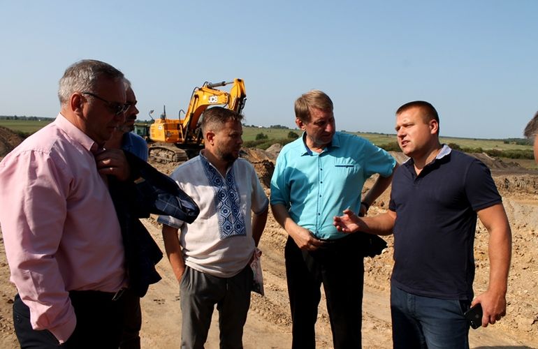 Депутати Житомирської обласної ради борються із незаконним видобутком піску