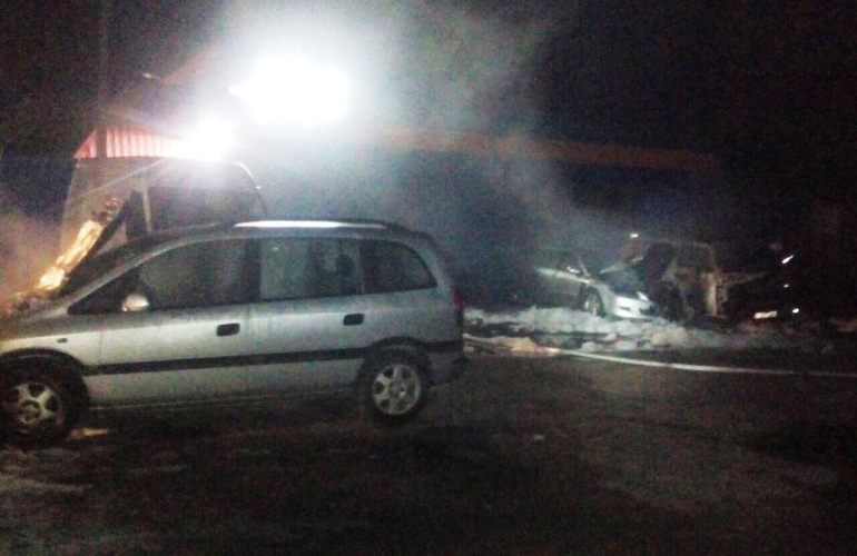 Пожар на автомойке в Житомире в полиции считают поджогом