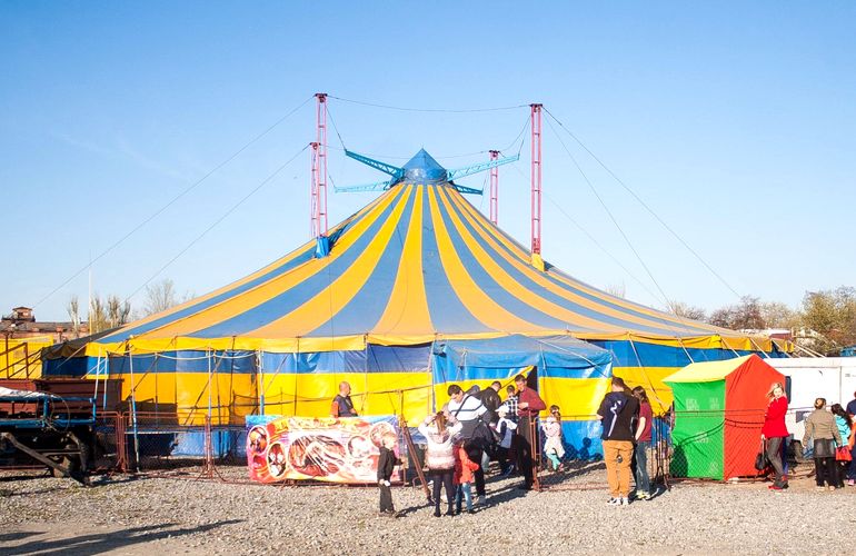 Гастролирующему цирку с животными власти впервые запретили приезжать в Житомир