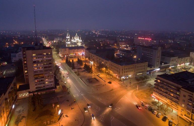 Житомир замыкает список самых демократичных городов Украины