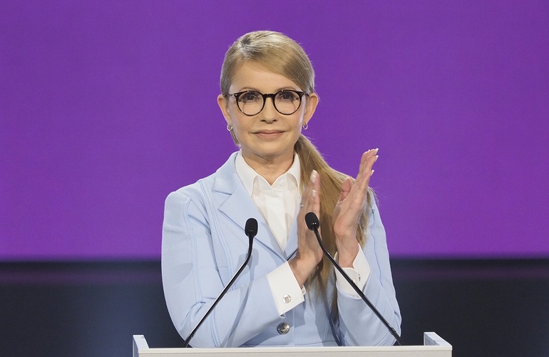 Тимошенко йде у президенти в день Соборності