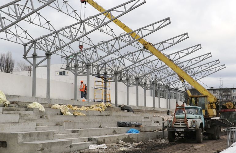 В мэрии показали, как продвигается реконструкция житомирского стадиона «Спартак». ФОТО