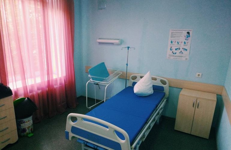Малинська лікарня отримала сучасні ліжка-трансформери завдяки «Нашому краю»