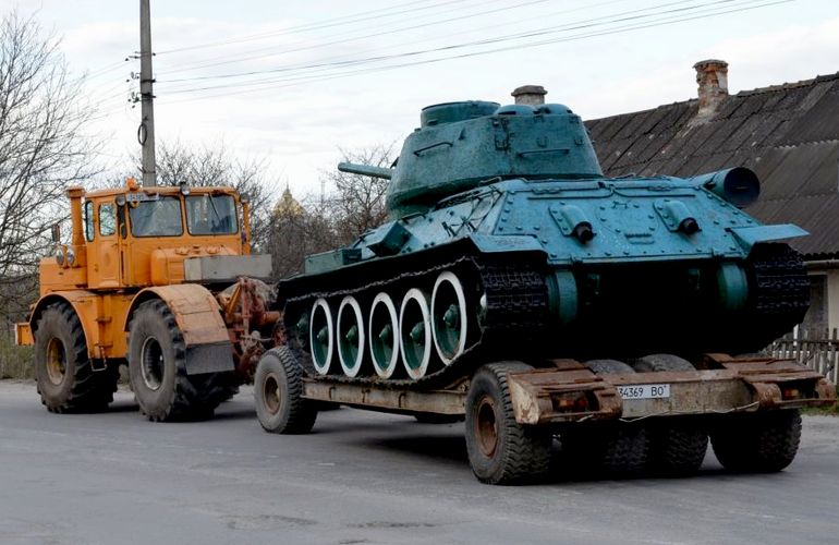 Танк Т-34 в Тернополе выставили на продажу за 23 тыс. долларов