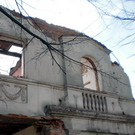 В центре Житомира демонтируют старый двухэтажный дом. ФОТО