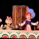 Куклы-пенсионеры хранятся за кулисами Житомирского кукольного театра. ВИДЕО