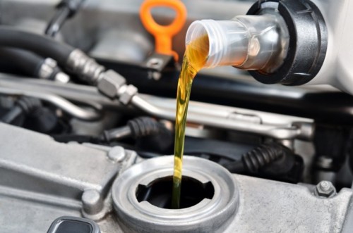Какое моторное масло лучше: синтетическое или минеральное?