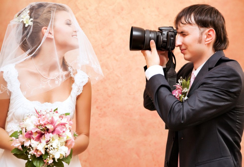 Как выбрать фотографа и видеооператора на свадьбу