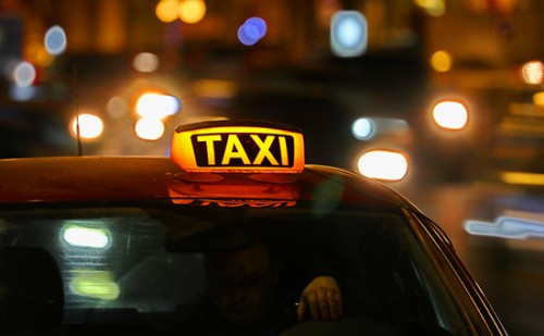 Какую службу такси лучше всего выбрать?