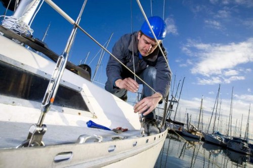 Где можно качественно отремонтировать катер или яхту?