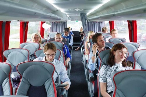 Выбираем проверенную компанию по перевозке пассажиров в автобусе