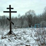 Кримінал: В Житомире поймали мужчину, который воровал металл на кладбищах города
