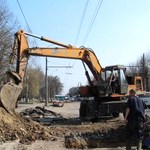 Місто і життя: В Житомире прорвало 150 м канализационного коллектора по ул. Восточной. ФОТО