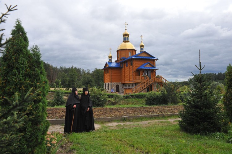viktorzt Жіночий монастир у Кип’ячому відзначив Престольне свято