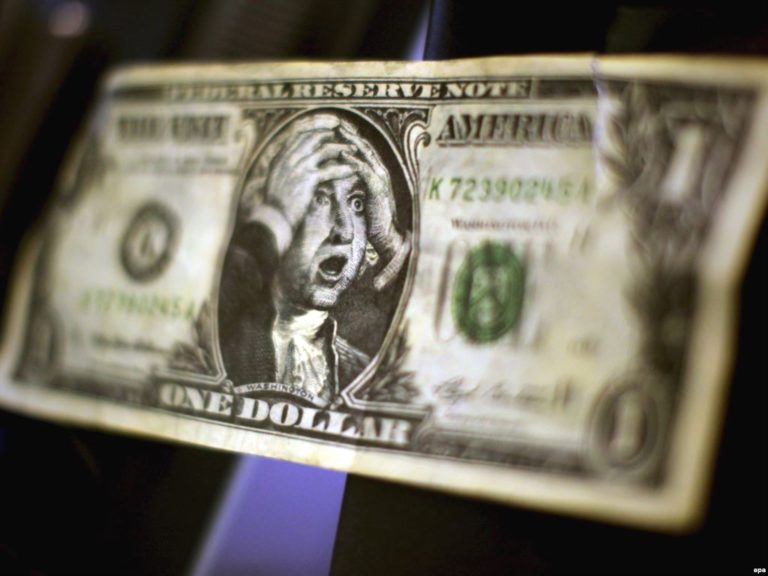 Гроші і Економіка: Долар вже більше 40 гривень. Що відбувається і який курс буде далі