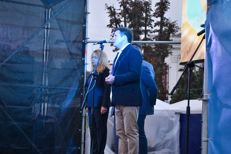 TarasS Сухомлин, Зубко і Гундич з обличчями мерців на Дні Житомира (ФОТО)