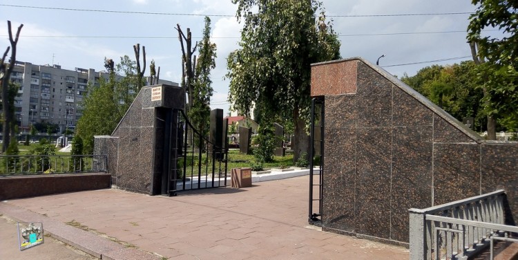 vovik-zt Військове кладовище № 2 (Смолянське військове кладовище) у місті Житомир