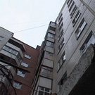 Происшествия: В Коростене строитель упал с высоты девятого этажа и разбился насмерть