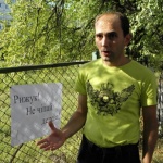 Власть: В Житомирском Ботаническом саду проходит митинг «Рижук, не чіпай дерева!» ФОТО. ВИДЕО